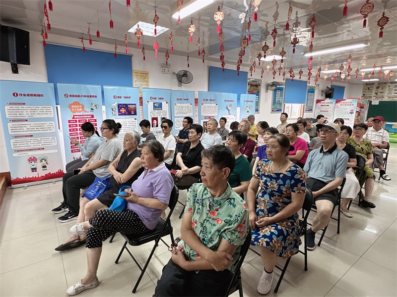 巡展2.jpg